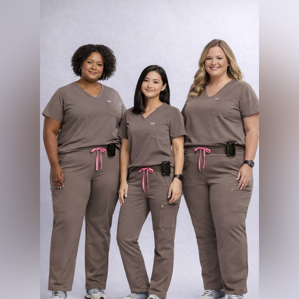 Figs Catrina Top and Zamora Women's Taupe Scrub jogger with Pink SET 4XL - Picture 3 of 5